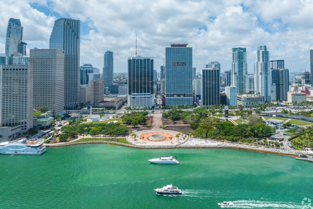Florida commercial real estate and investment market